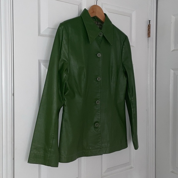 🌿 Green Faux Leather Jacket - Picture 8 of 8